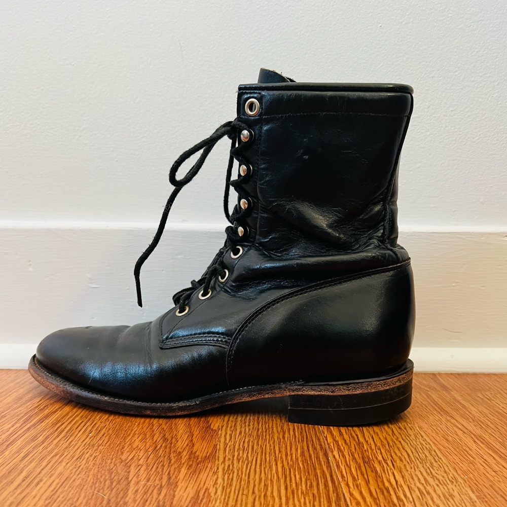 Black Justin Roper boots.